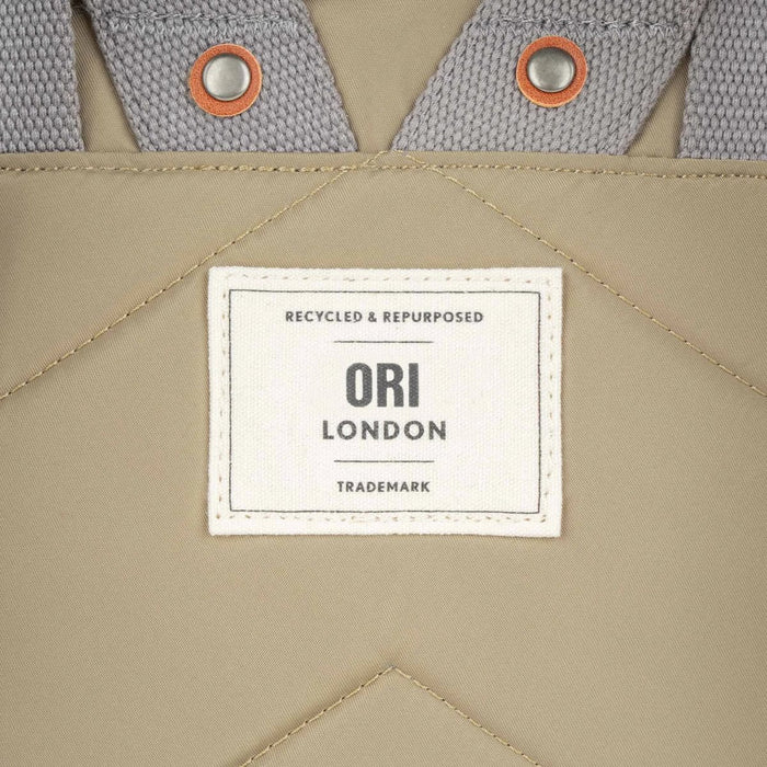 Taupe | Canfield B | Medium