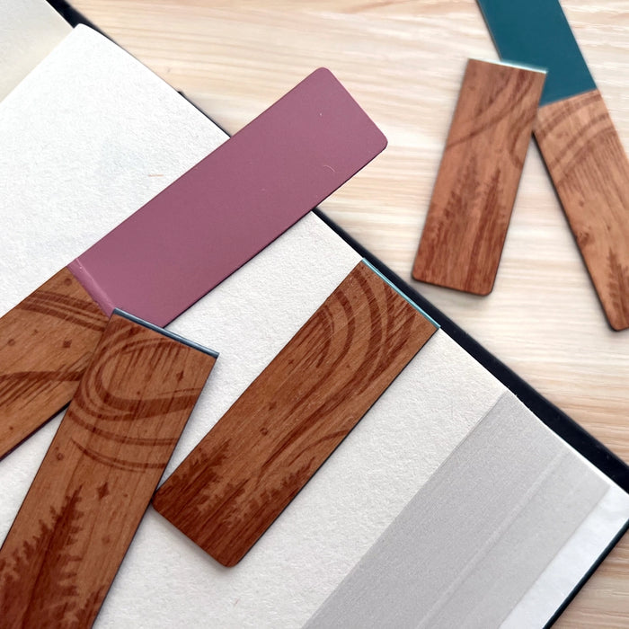 Northern Lights Wooden Magnetic Bookmarks