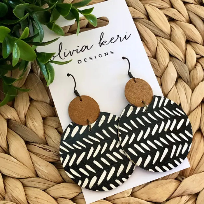 Brielle - Black Chevron | Earrings