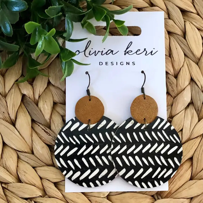 Brielle - Black Chevron | Earrings