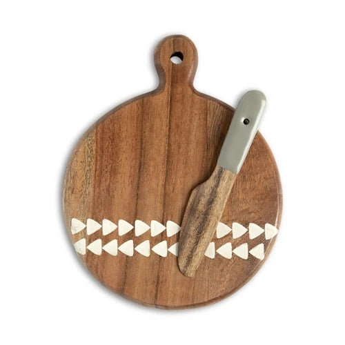 Lake Wood Serving Board w/ Spreader Set | Light Gray