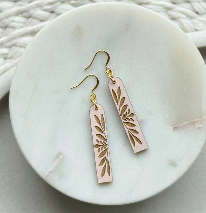 Roseburg | Rose Quartz Wooden Earrings