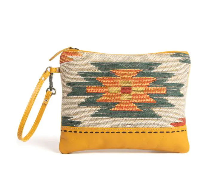 Tierra Fuerte Pouch