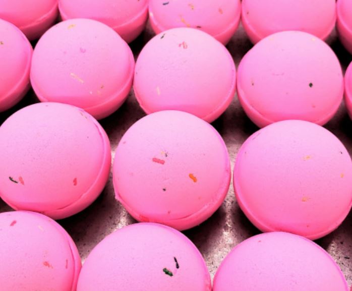 Sweet Strawberry Ice Cream - Bath Bomb